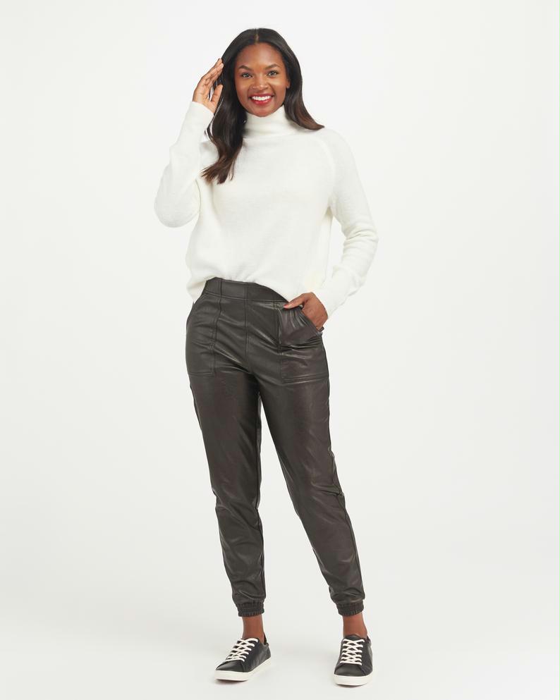 Spanx LEATHER LIKE SKINNY PANTS
