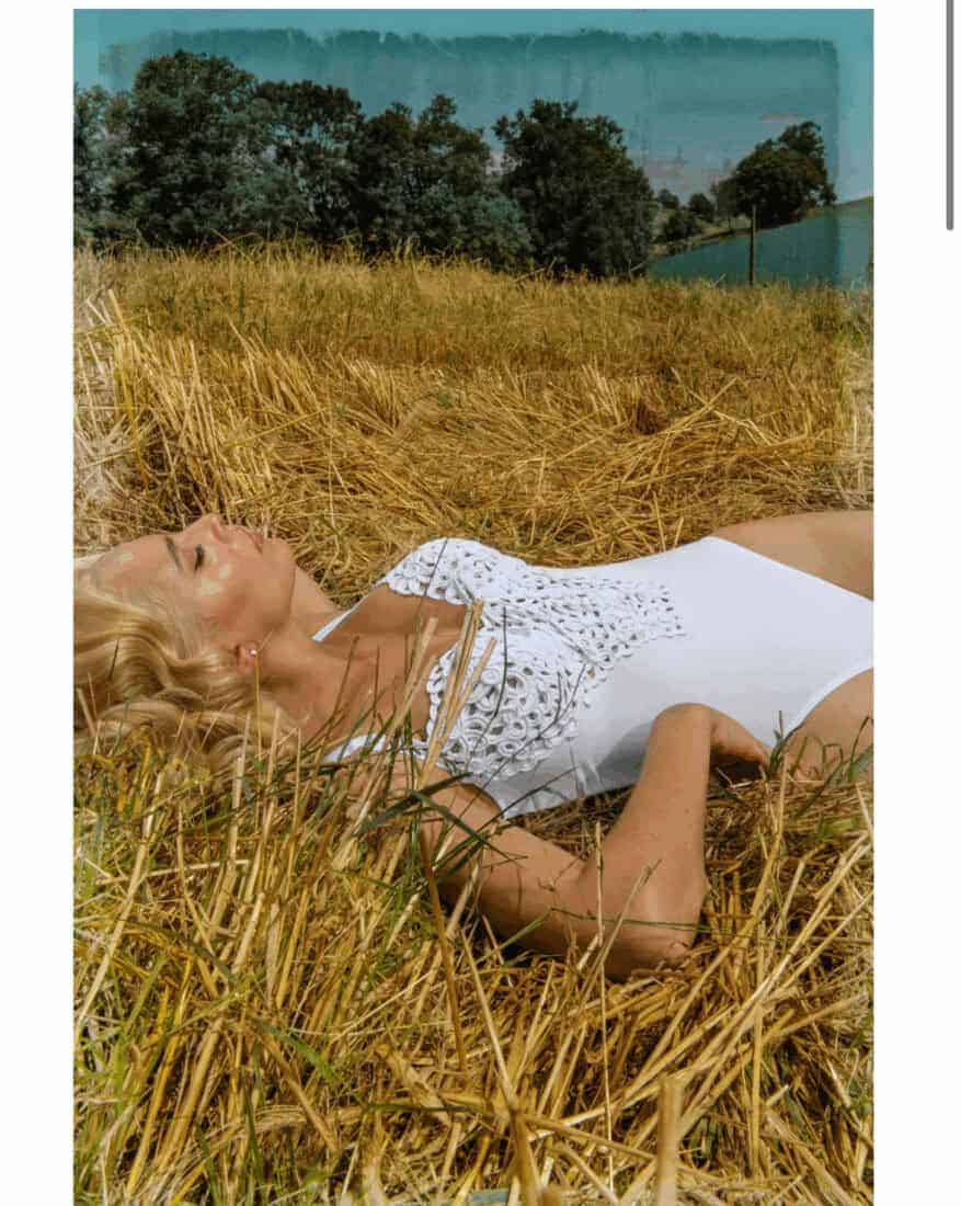 NICOLE OLIVIER Chahut Gehaakt badpak wit