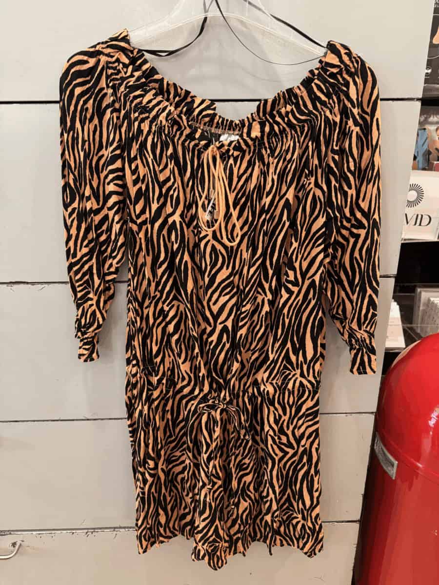 BEACHLIFE Soft Zebra