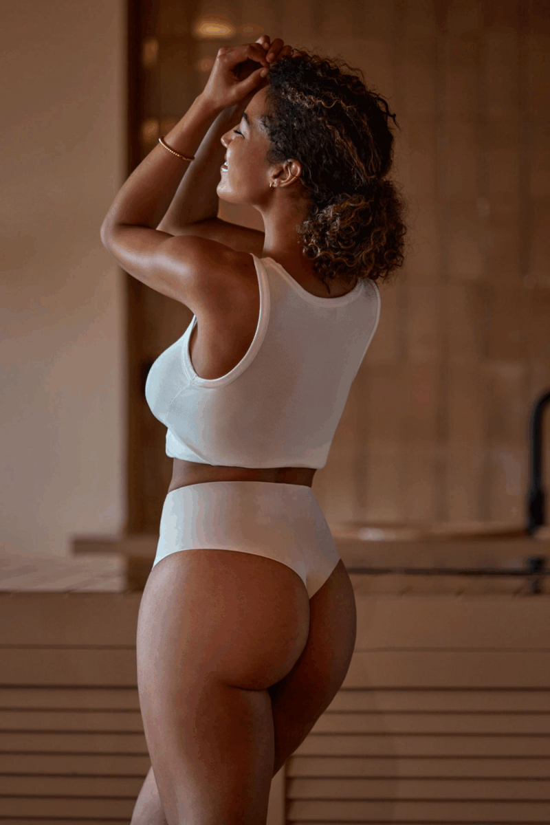 Janira High Tanga Perfect curves