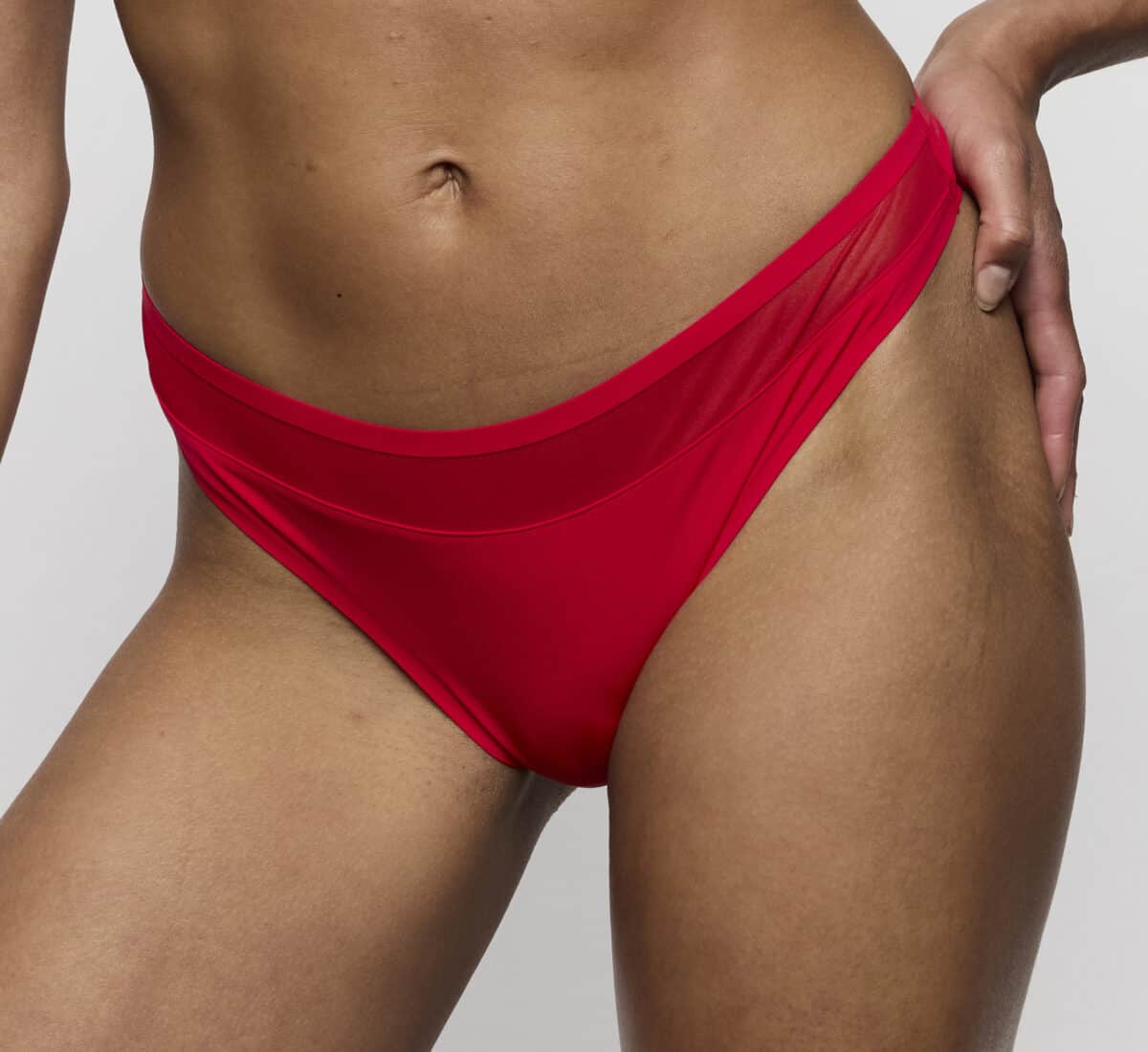 MARIE JO Louie string true red