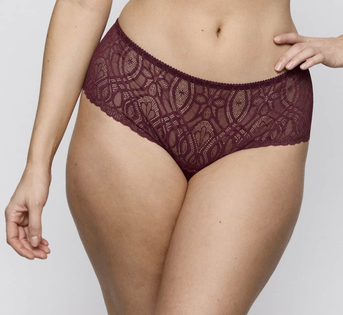 PRIMADONNA Salerno Luxe String  Evening Red